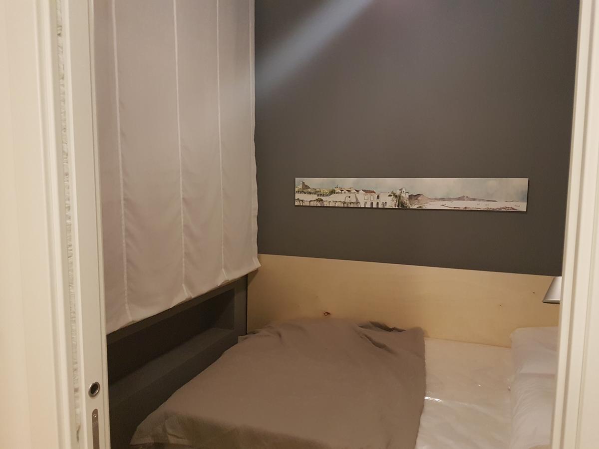 Le Stanze Di Piazza Dei Martiri Bed and Breakfast Napoli Eksteriør billede