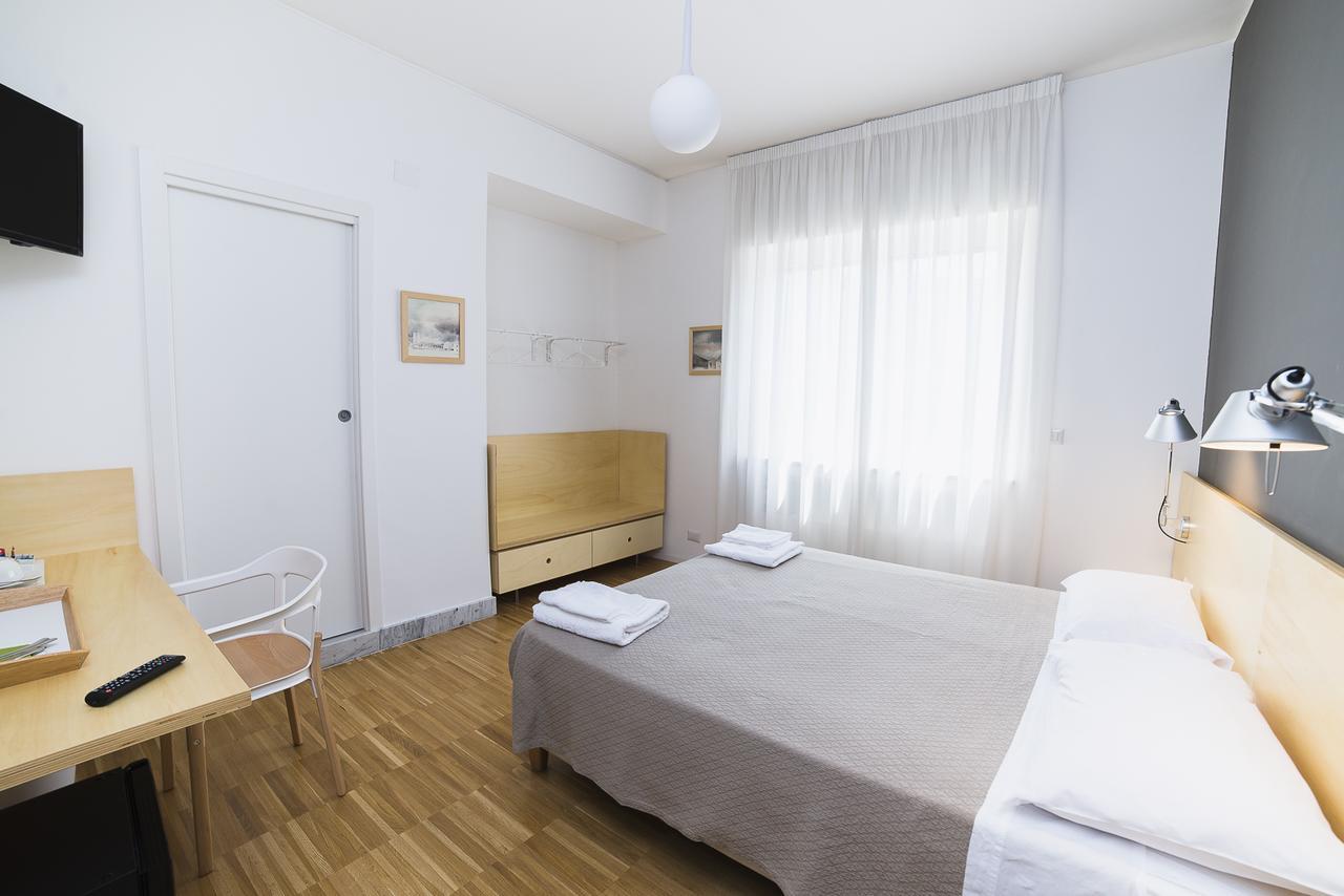 Le Stanze Di Piazza Dei Martiri Bed and Breakfast Napoli Eksteriør billede