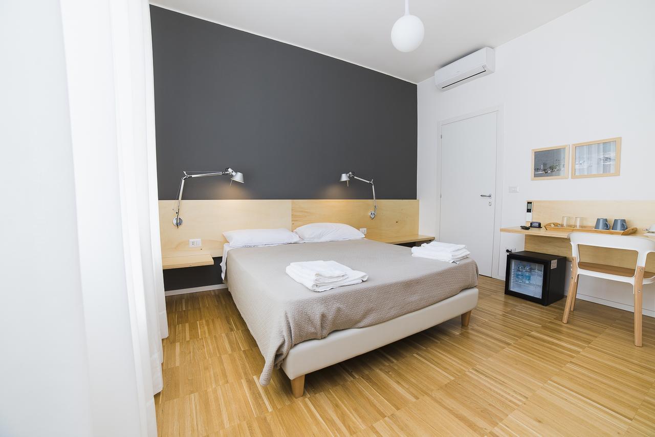 Le Stanze Di Piazza Dei Martiri Bed and Breakfast Napoli Eksteriør billede
