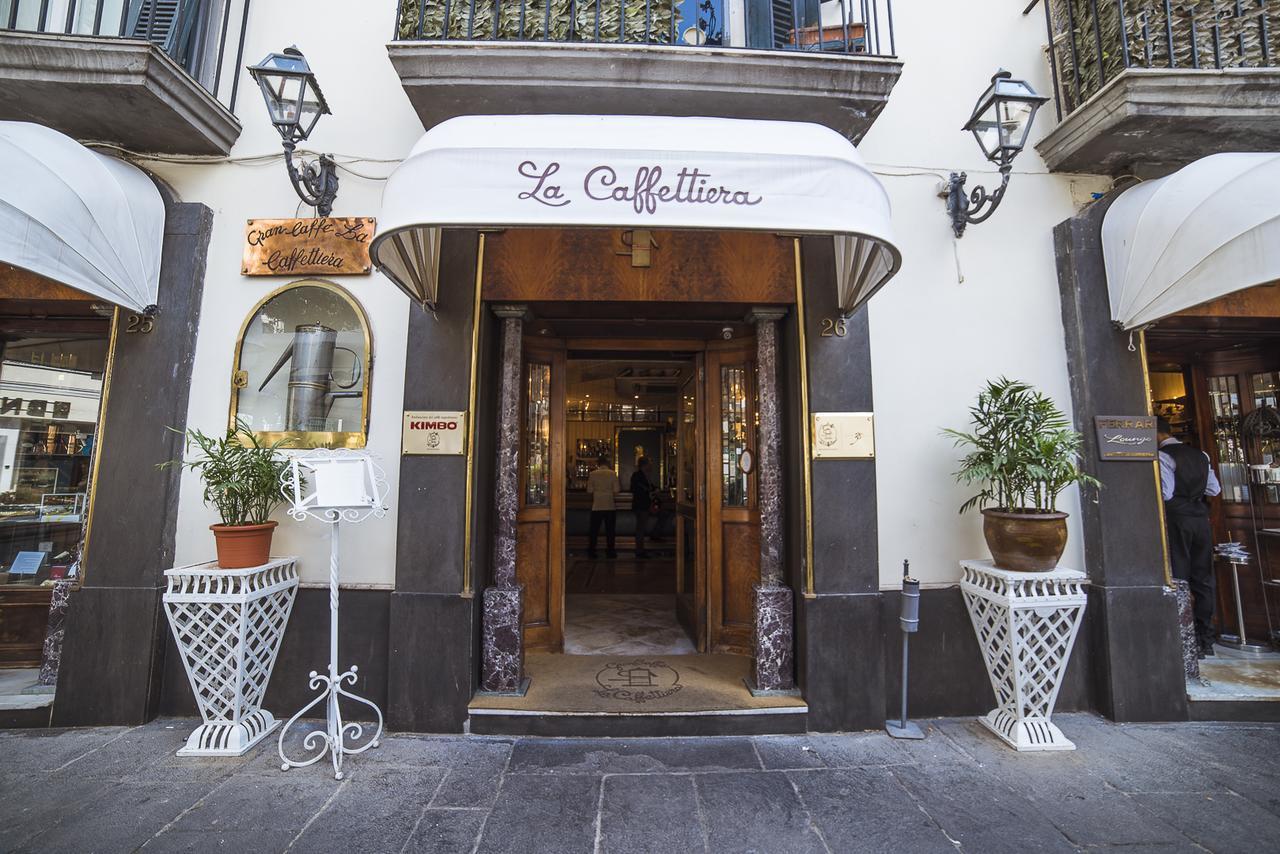 Le Stanze Di Piazza Dei Martiri Bed and Breakfast Napoli Eksteriør billede