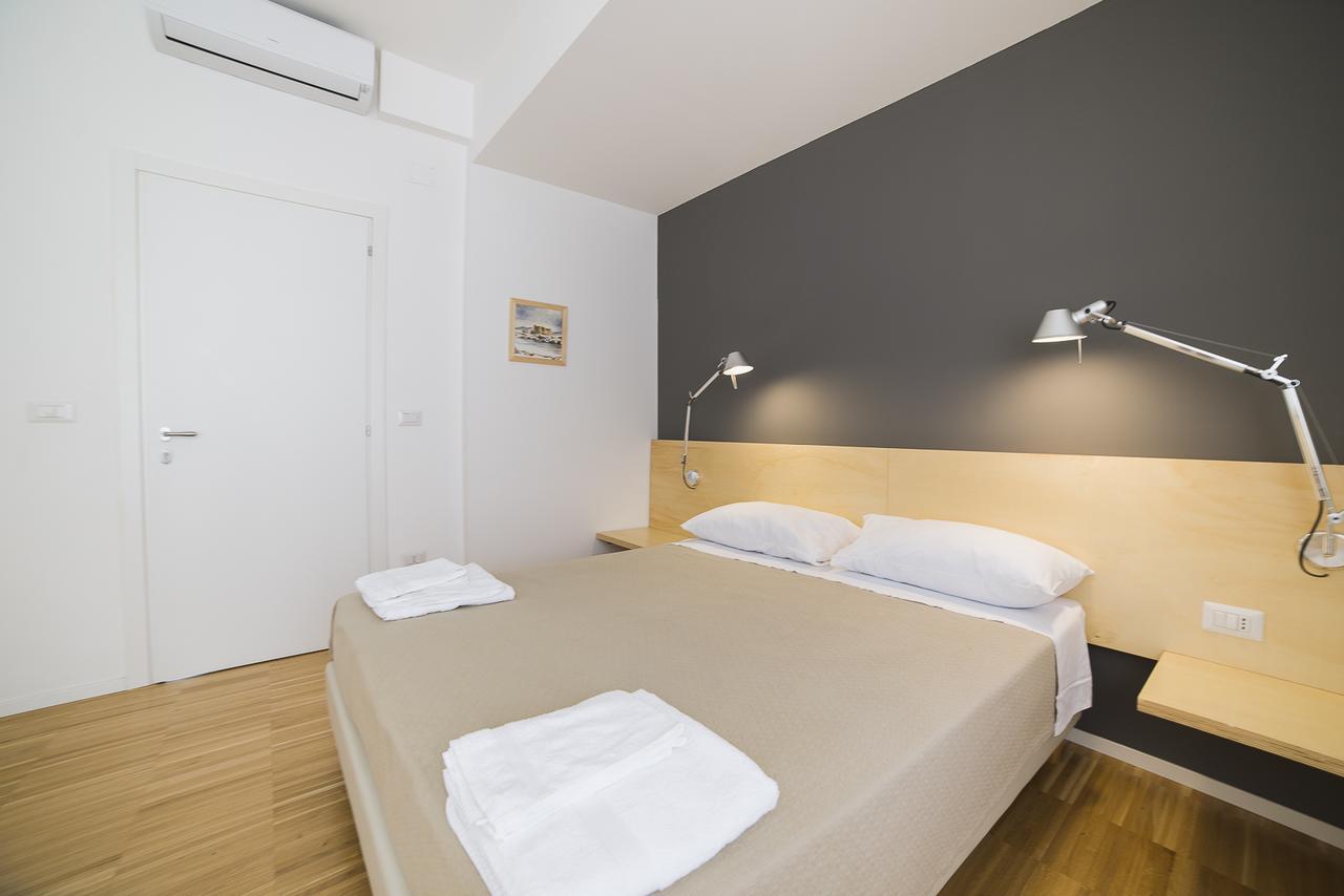 Le Stanze Di Piazza Dei Martiri Bed and Breakfast Napoli Eksteriør billede