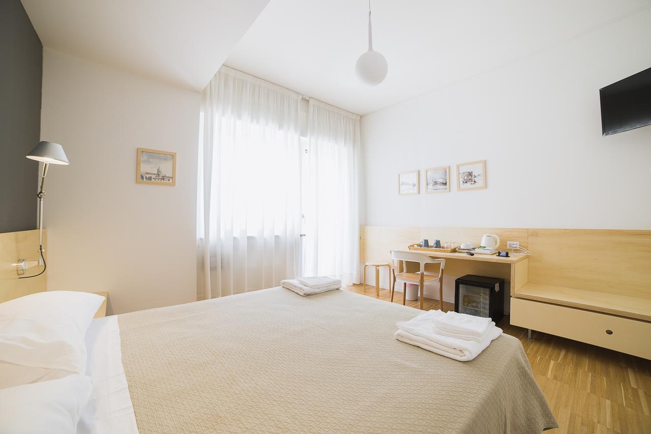 Le Stanze Di Piazza Dei Martiri Bed and Breakfast Napoli Eksteriør billede